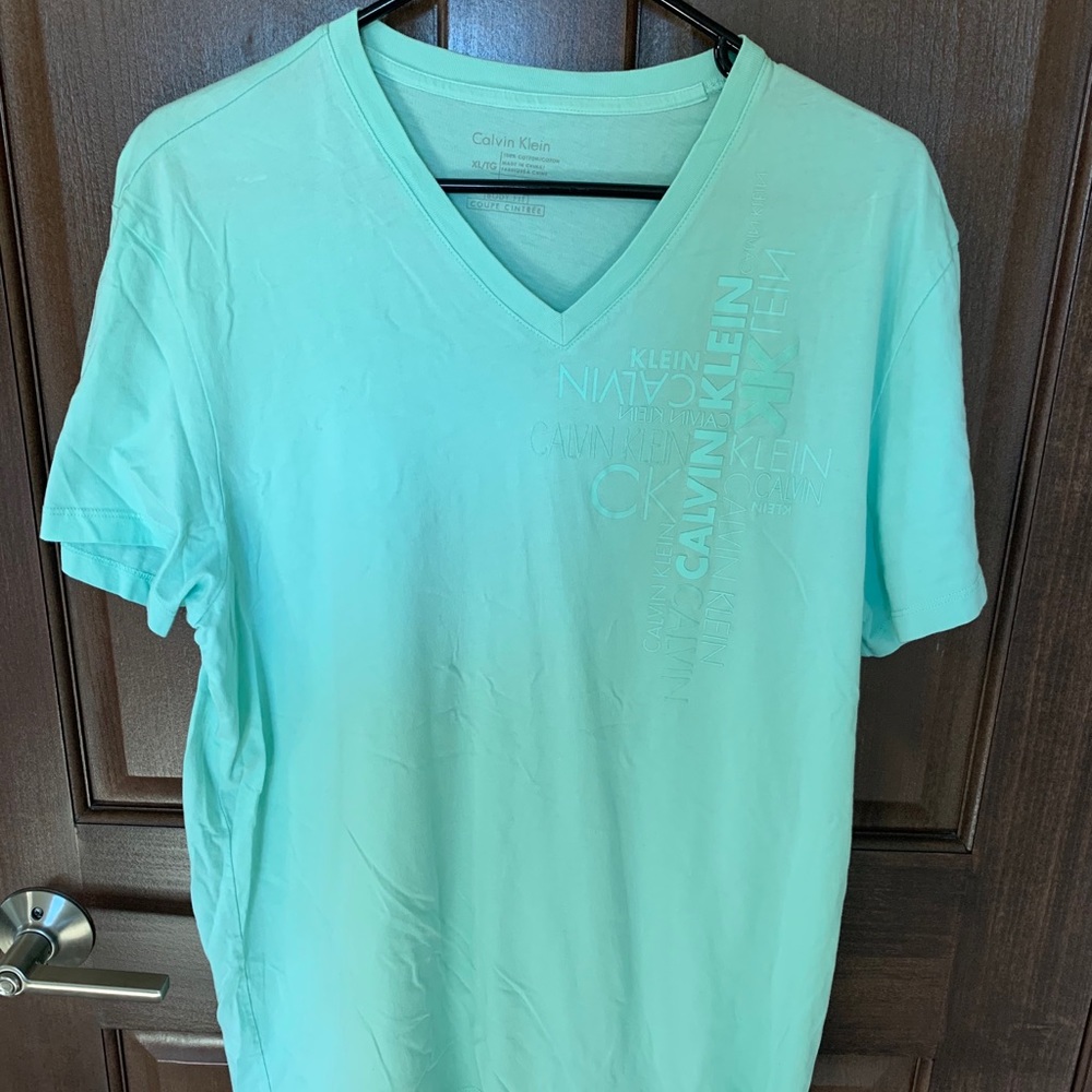 Calvin Klein Vneck Tshirt